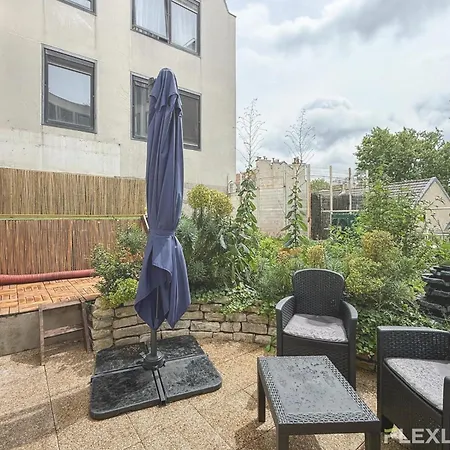 Apartment Bright With Garden Close To The Metro Paris